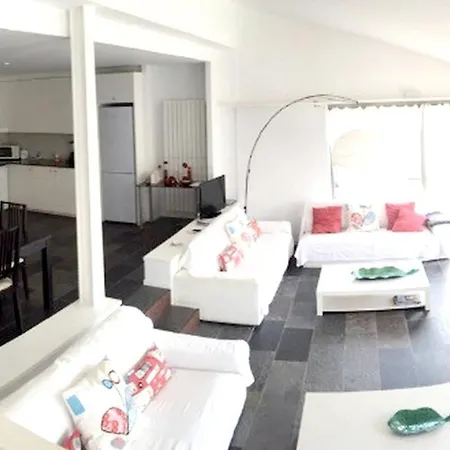6 Bedrooms At 50 M Away From The Beach With Sea View Private Pool And Sauna Villa Cadaqués