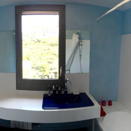 6 Bedrooms At 50 M Away From The Beach With Sea View Private Pool And Sauna Villa